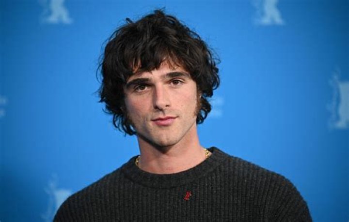Is Jacob Elordi Gay? Unveiling the Truth Behind the Rumors